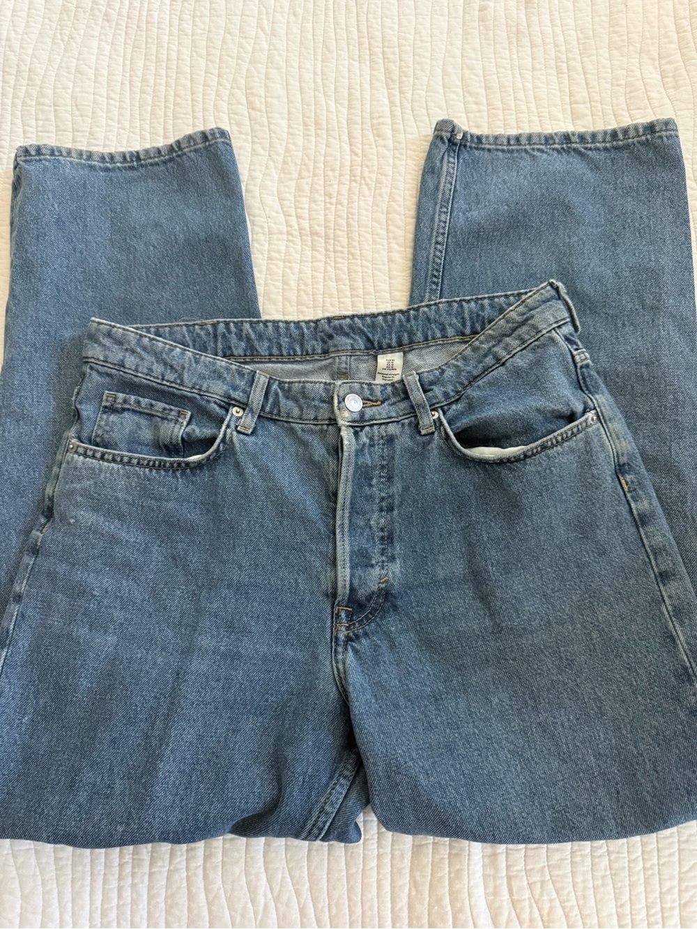 H&M Women’s Relaxed Straight   Blue Denim Jeans